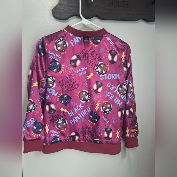 Marvel Jackets & Coats Girls Nikkolas Smith Marvel Trio Reversible Bomber Jacket - Picture 10 of 11